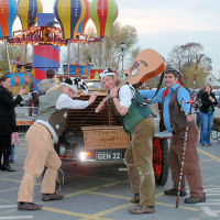 'Who filled Chitty Chitty Bang Bang up with unleaded?' The Mangledwurzels leaving Cadbury Garden Centre in Congresbury (17 Nov 2007)